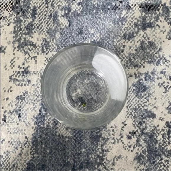 Diptyque Roses Candle Jar - Picture 3 of 4